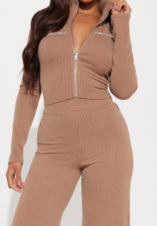 Chill Girl 2pc Set